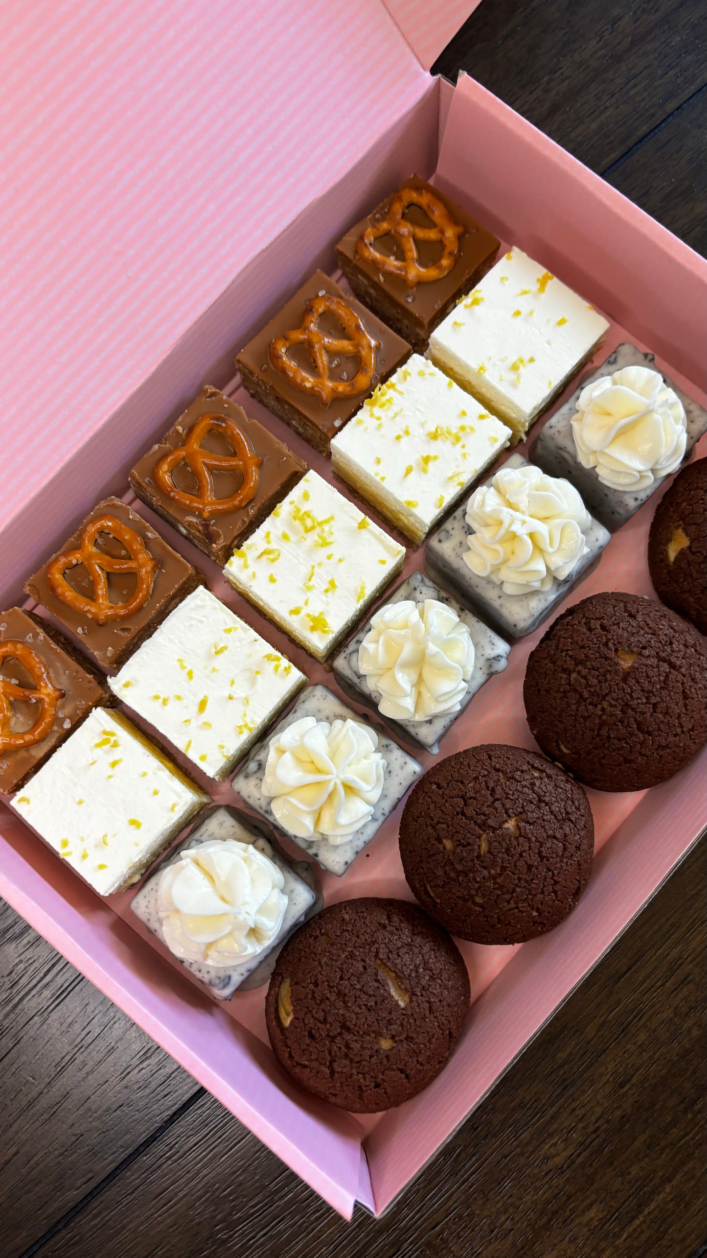 Pastry bite box