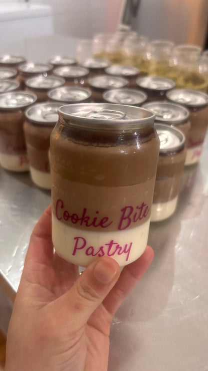 Cake jar
