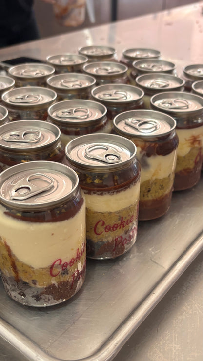 Cake jar