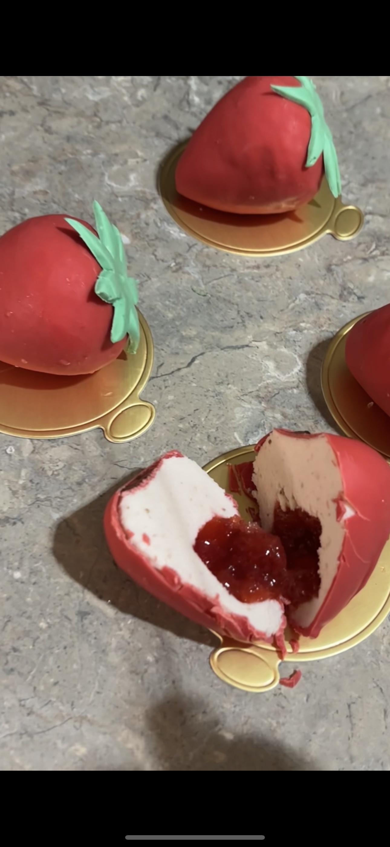 Fruit pastry